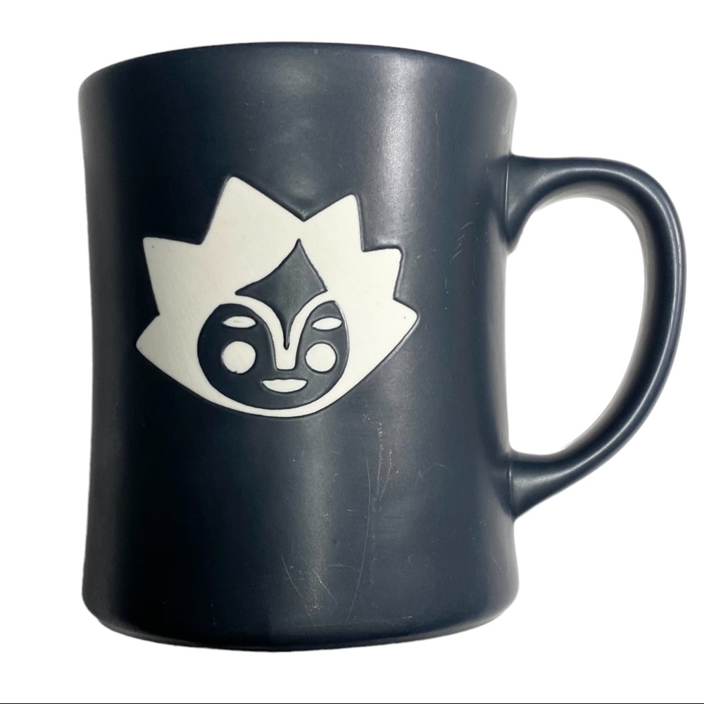 2011 STARBUCKS Kenya Mermaid Black Etched Sun Face Coffee Tea Mug, Bonus Bag